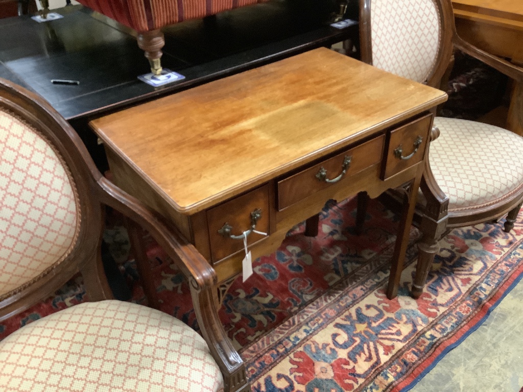 A George III mahogany lowboy, width 78cm, depth 47cm, height 74cm